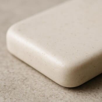 Yumuşatılmış köşe geçişi — güvenli kenar profili